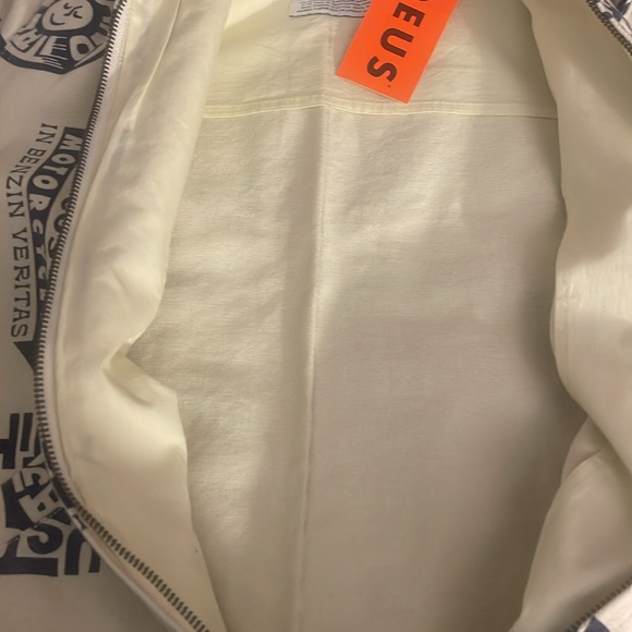 NWT Deus Ex Machina Men’s M Cream/Black Jacket Zip Close Denim Text Pattern Logo - Picture 4 of 10